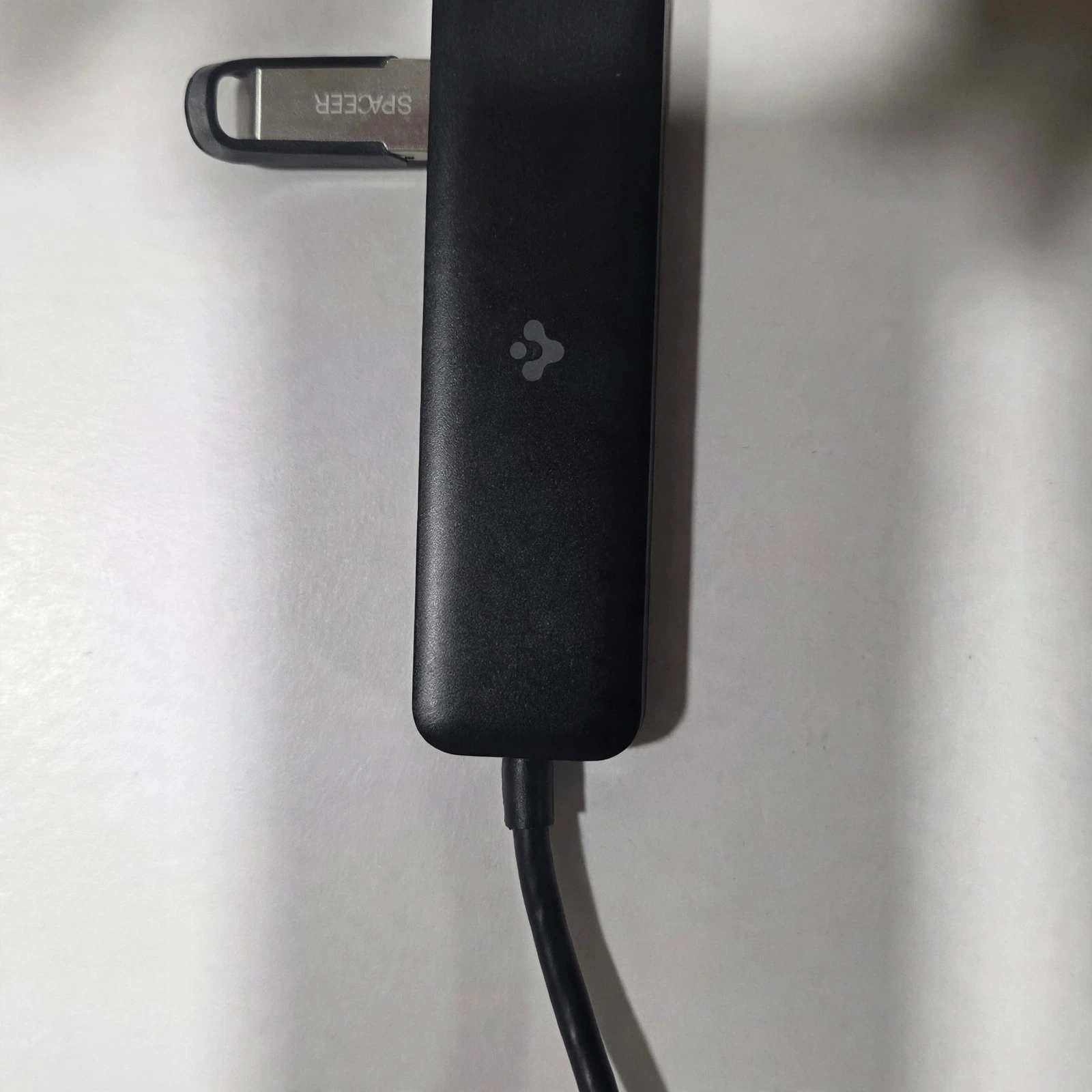 노트북 포트 부족 끝! C타입과 A타입을 한 번에 해결하는 슈피겐 USB 3.2 C타입 4포트 허브 PD2400 솔직 후기 & 추천